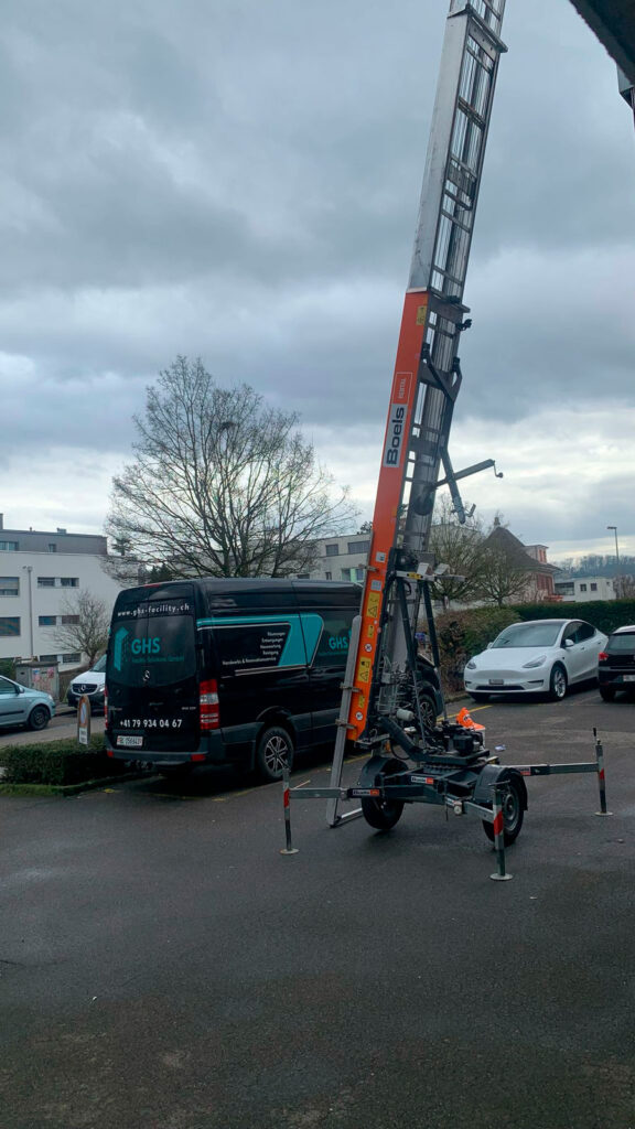 Möbellift für Umzüge GHS Facility Solutions GmbH Birsfelden